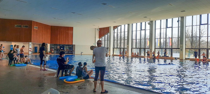 Schwimmbad FEZ 2022